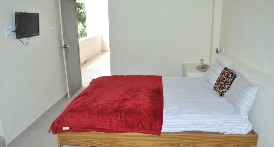 Hotel Pooja International, Anand 4